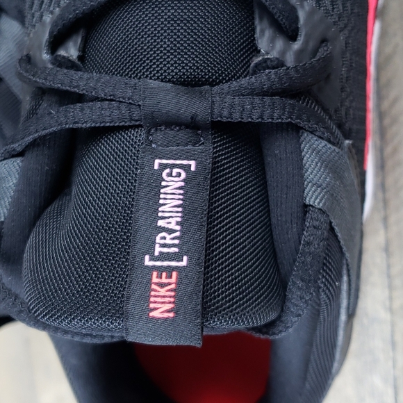 Nike Women's Legend Essential Training Running Shoes NEW - Picture 8 of 8